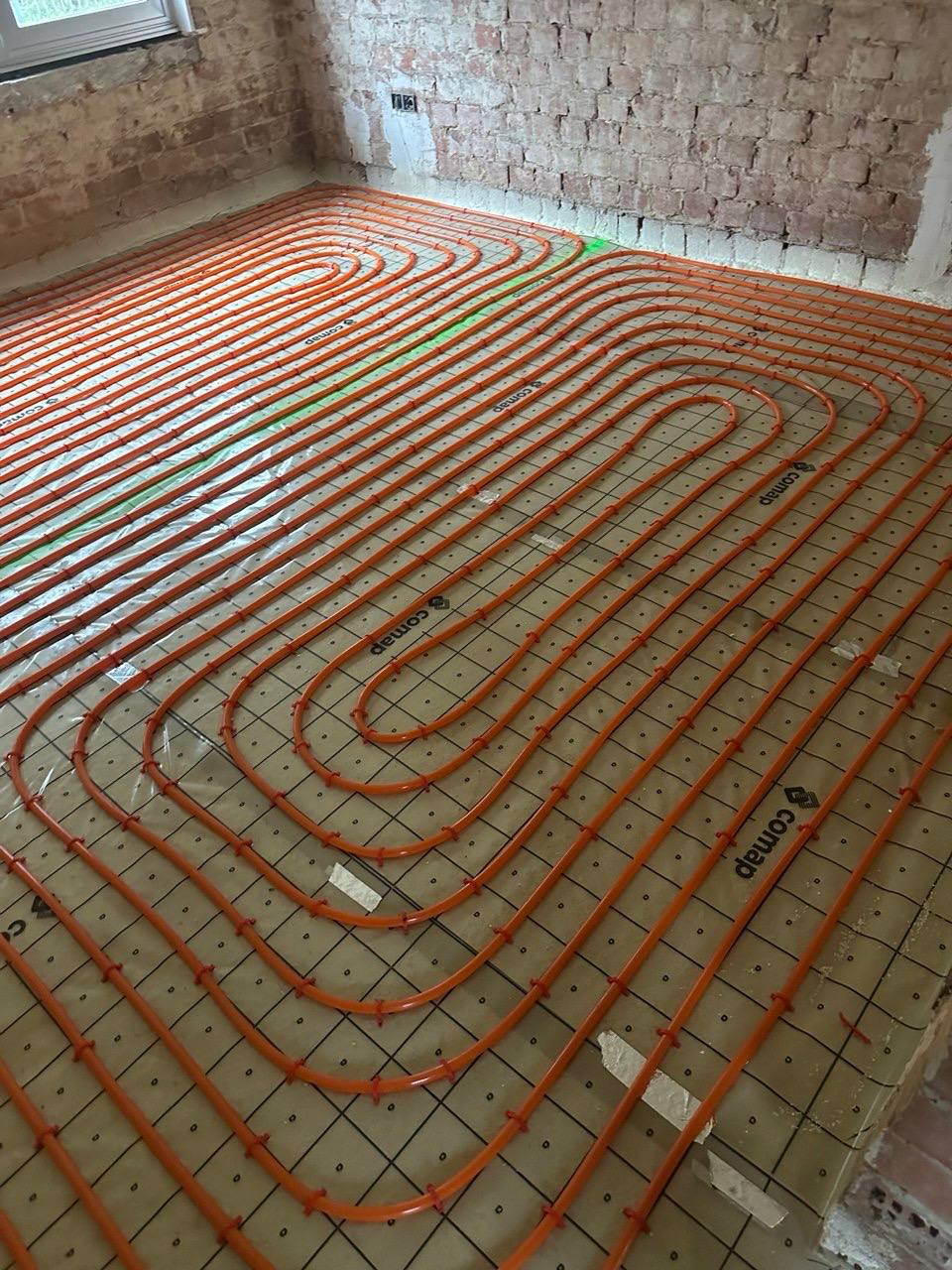Underfloor heating loops